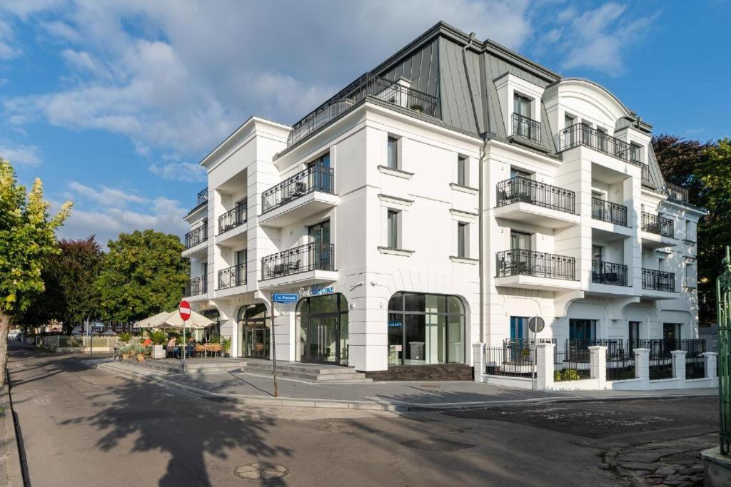 Luxury Apartments In Residence Maritime Miedzyzdroje Eksteriør billede